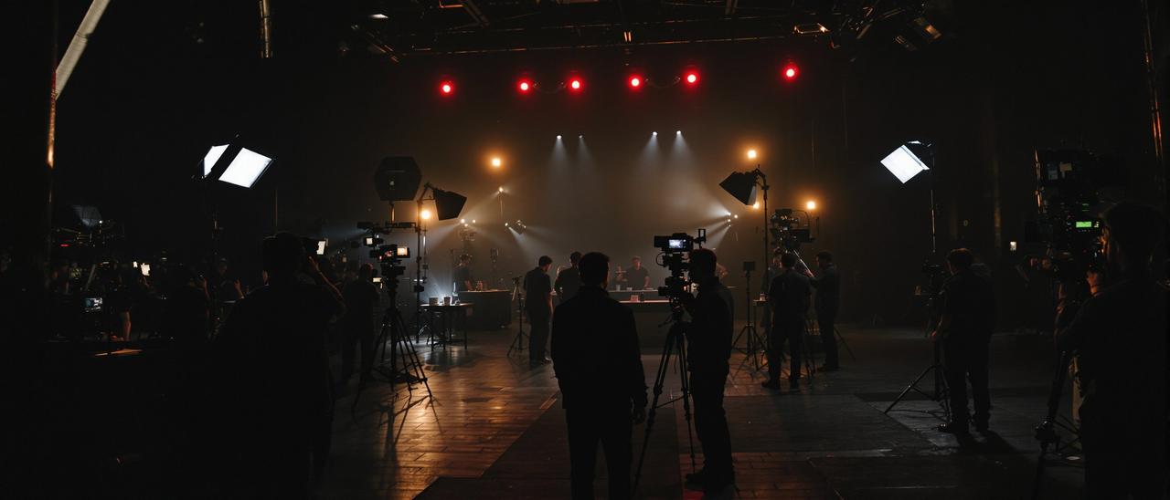 成人免费av作品展示